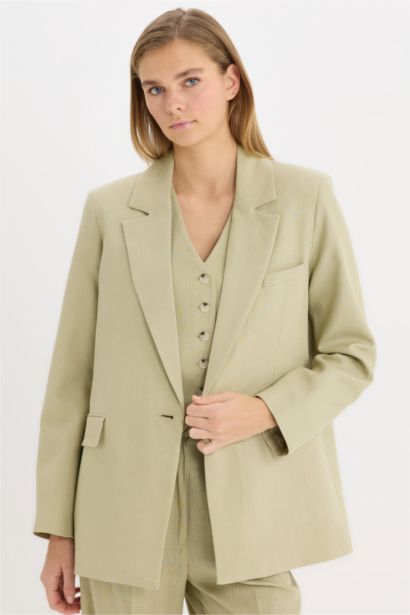 Әйелдерге үлкен пішім Блэйзер