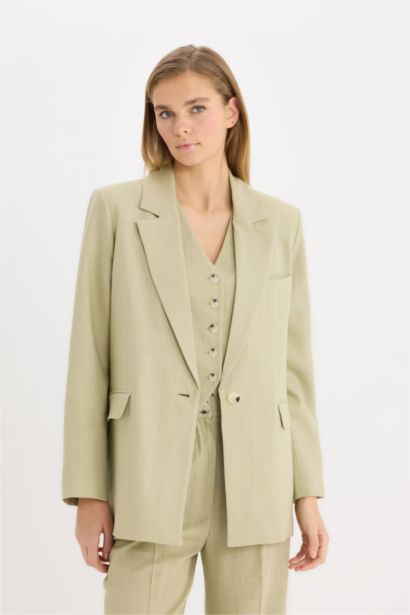 Әйелдерге үлкен пішім Блэйзер