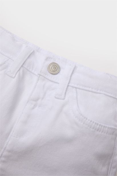 Beyaz Jean Şort Erkek Bebek