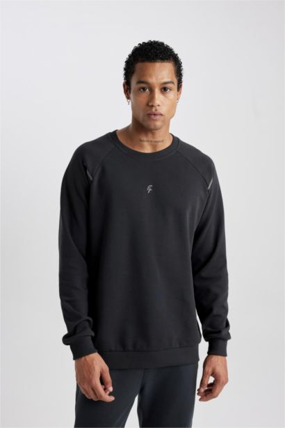 Standard Fit Scuba Fabric Sweatshirt