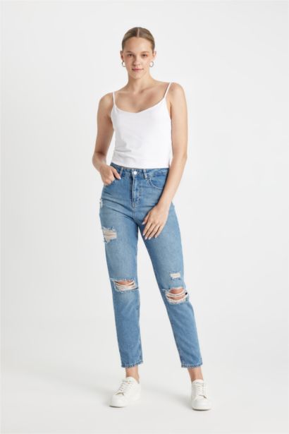 Pantalon Mom Jean Délavé Taille Haute avec Détail Déchiré