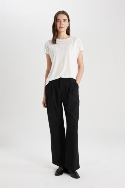 T-Shirt à Manches Courtes Col Ras Du Cou