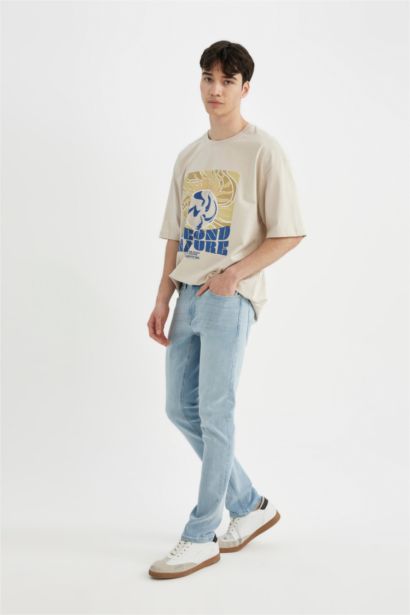 Comfort Fit Crew Neck Printed Short Sleeve T-Shirt