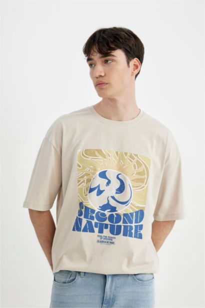 Comfort Fit Crew Neck Printed Short Sleeve T-Shirt