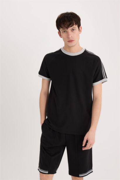 تيشيرت نص ردن بيكيه قصة عادية بياخة مستديرة