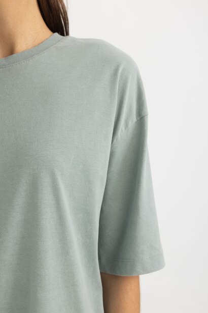 Oversize Fit Short Sleeve T-Shirt