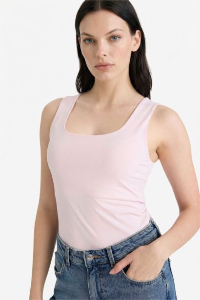 Slim Fit Basic Square Collar Sleeveless Tank Top