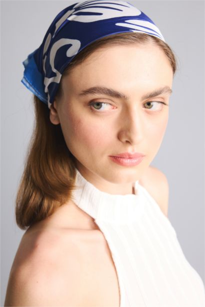 Foulard à motif pour femme