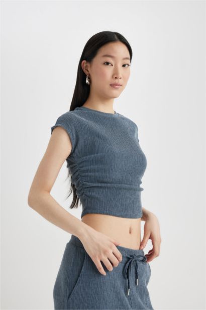 Slım Fıt Bisiklet Yaka Bürümcük Kısa Kollu Tişört