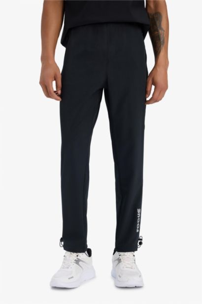 بنطلون جوجر رياضي منسوج سليم فيت من DeFactoFit