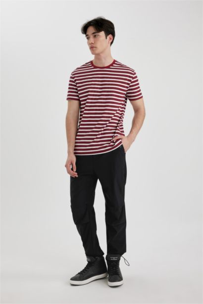 بنطلون قصة مريحة بأستك من تحت