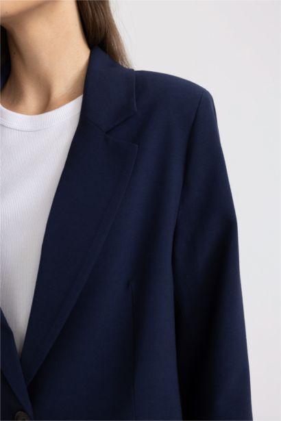 Әйелдерге үлкен пішім Блэйзер