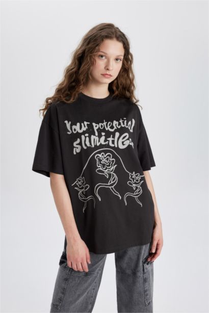 Oversize Fit Crew Neck Short Sleeve T-Shirt