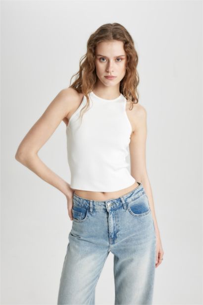 Slim Fit Halter Collar Sleeveless Tank Top