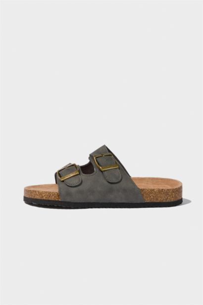 شبشب اولادي جلد صناعي بكعب مسطح رمادي