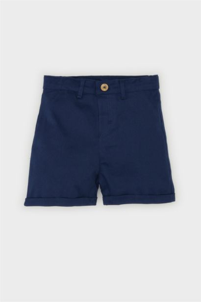 Детский комплект из 2 частей: полосатая футболка поло с коротким рукавом и шорты на резинке.