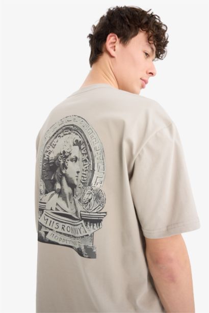 Oversize Fit Crew Neck Back Printed Short Sleeve T-Shirt