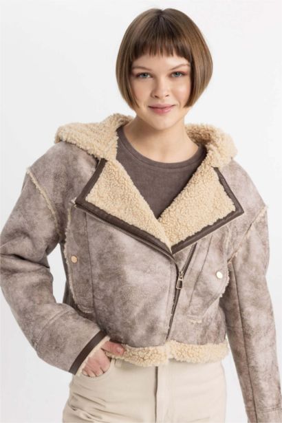 Regular Kalıp Kapüşonlu İçi Suni Kürkü Crop Suni Deri Ceket