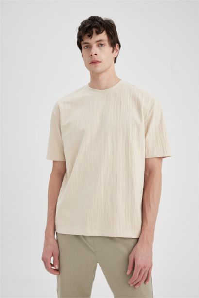 Oversize Fit Crew Neck Short Sleeve T-Shirt