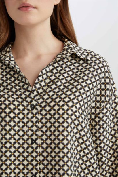 قميص ردن طويل منقوش قصة عادية