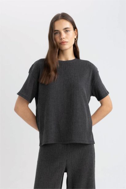 Relax Fit Crew Neck Crepe Short Sleeve T-Shirt