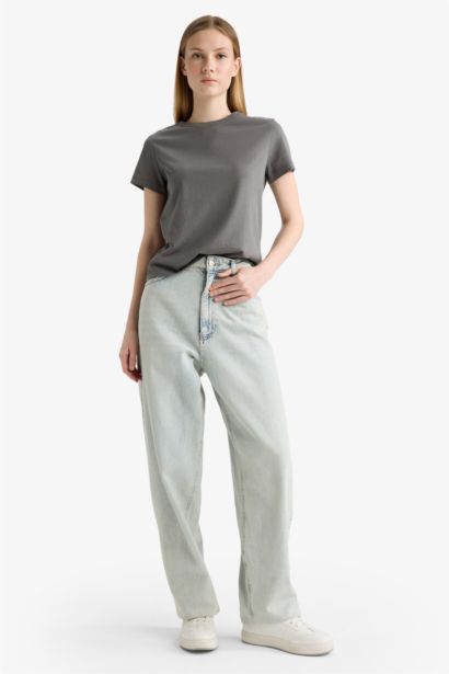 Woman Short Sleeve T-Shirt