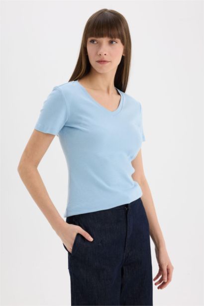 T-shirt basique slim en maille côtelée à col V et manches courtes