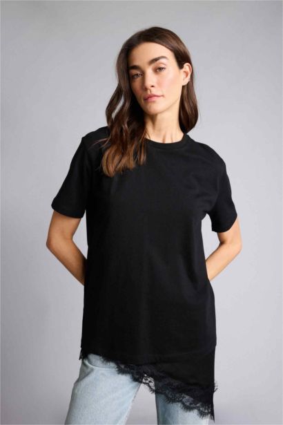 تيشيرت بيزك سادة نص كم قصة عادية برقبة مستديرة