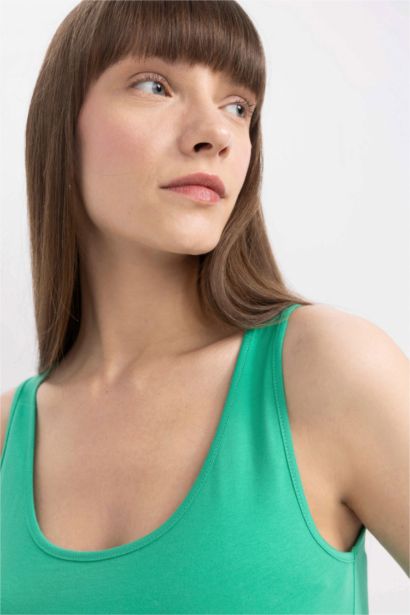 Slim Fit Ribana Crew Neck Sleeveless Tank Top