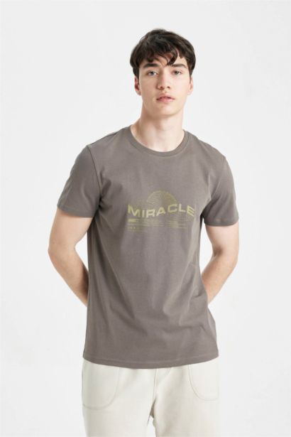 Slim Fit Crew Neck Printed Short Sleeve T-Shirt