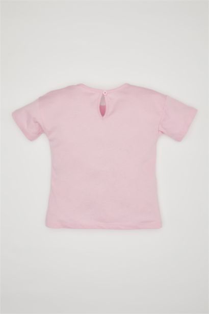 تيشيرت نص ردن بناتي بطبعة شعار وقصة عادية