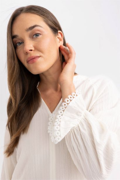 Oversize Fit V-Neck Long Sleeve Blouse