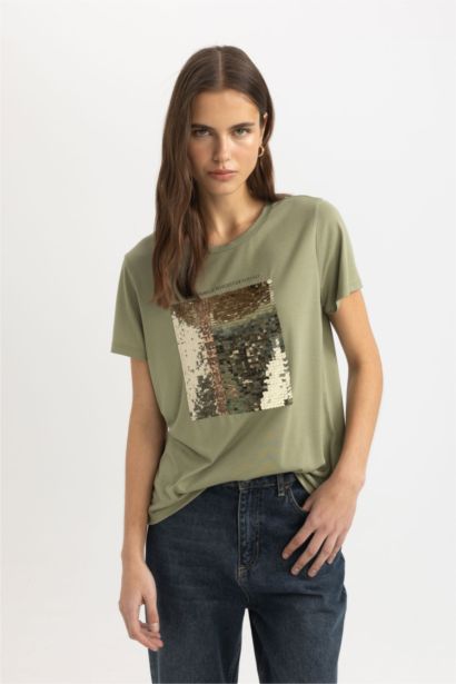 Regular Fıt Kısa Kollu Tişört