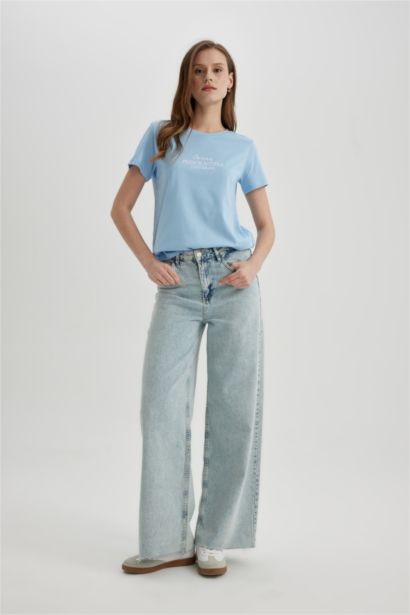 T-Shirt coupe régulière imprimé à Manches Courtes à Col Rond