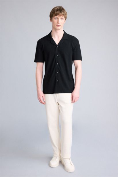 Modern Fit Resort Neck Short Sleeve Shirt