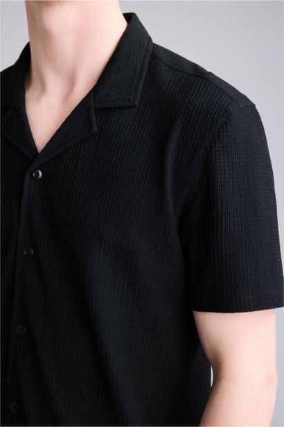 Modern Fit Resort Neck Short Sleeve Shirt