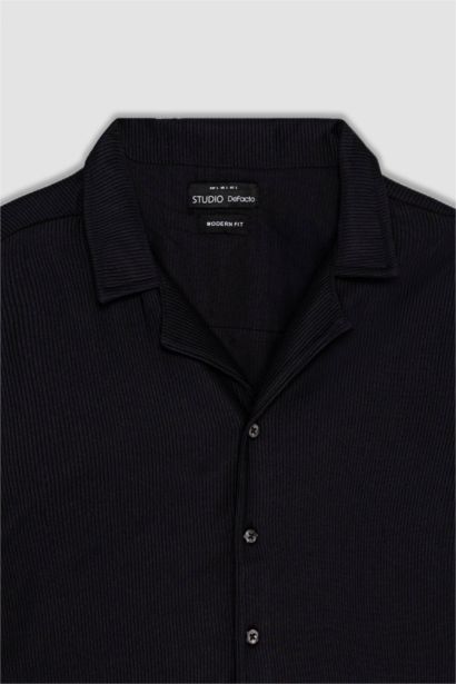 قميص بولو نص كم محبوك مودرن فيت