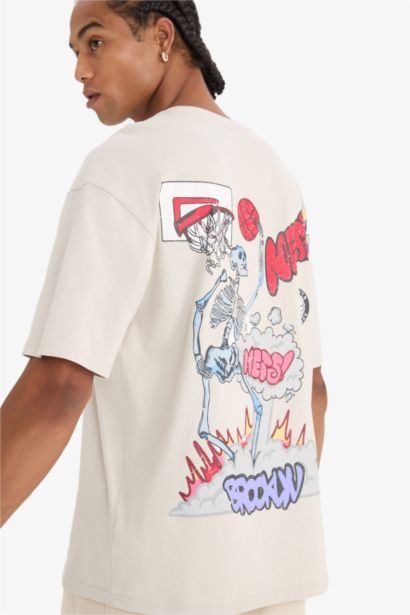 NBA Brooklyn Nets Boxy Fit Bisiklet Yaka Sırt Baskılı Kısa Kollu Tişört