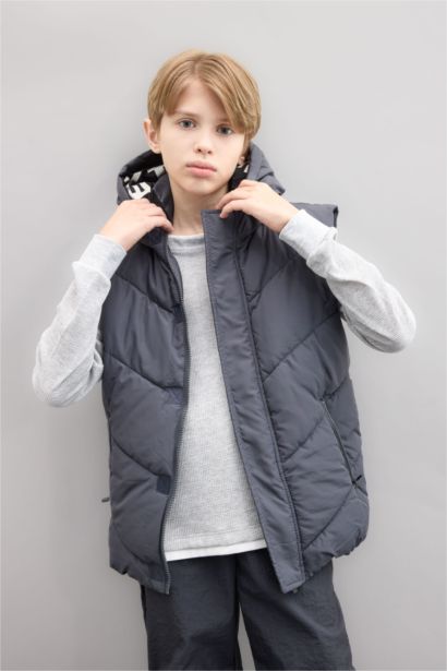 Boy Waterproof Hooded Puffer Vest