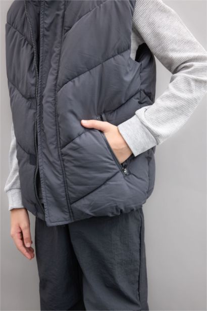 Boy Waterproof Hooded Puffer Vest