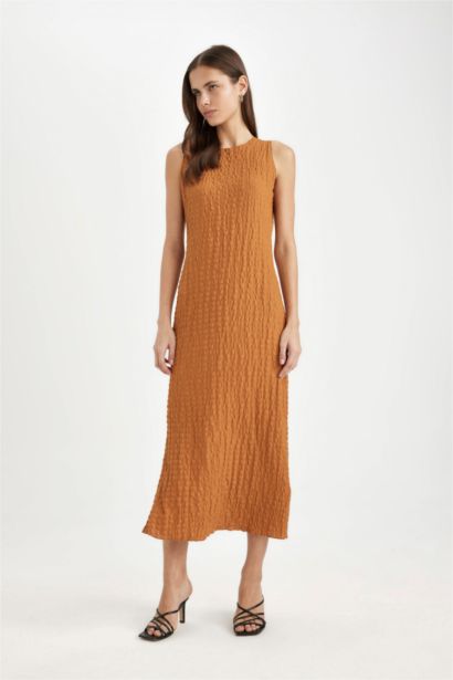 فستان ميدي نص كم منسوج بوديكون بياقة مدورة بدون كم