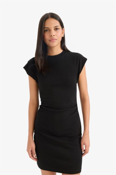 Bodycon Vücudu Saran Bisiklet Yaka Basic Düz Ribana Kolsuz Mini Elbise