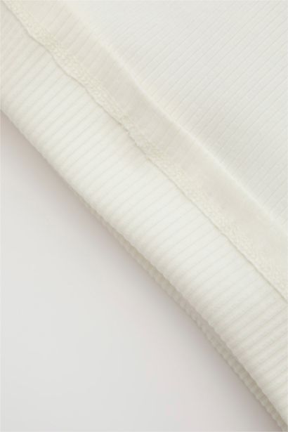 Ensemble T-shirt à manches courtes imprimé et pantalon parachute