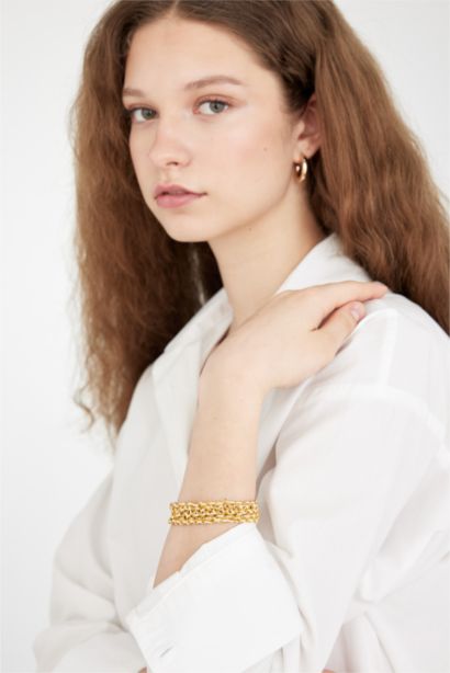 Woman String Bracelet