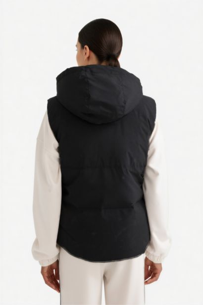 DeFactoFit Water Repellent Regular Fit Vest