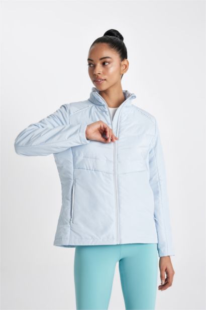 جاكيت قصة عادية وتر برووف من DeFactoFit