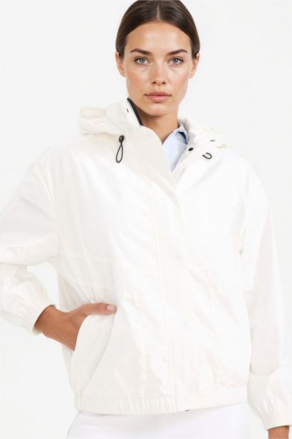 Jacket imperméable à capuche Coupe régulière de DeFactoFit