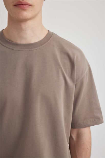 Boxy Fit Crew Neck Short Sleeve T-Shirt