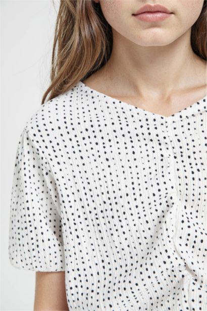 Girl Relax Fit Crinkle Fabric T-Shirt