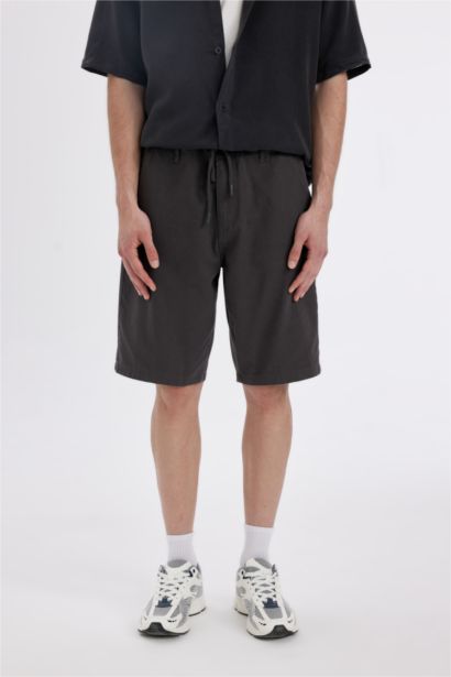 Regular Fit Gabardine Regular Hem Bermuda